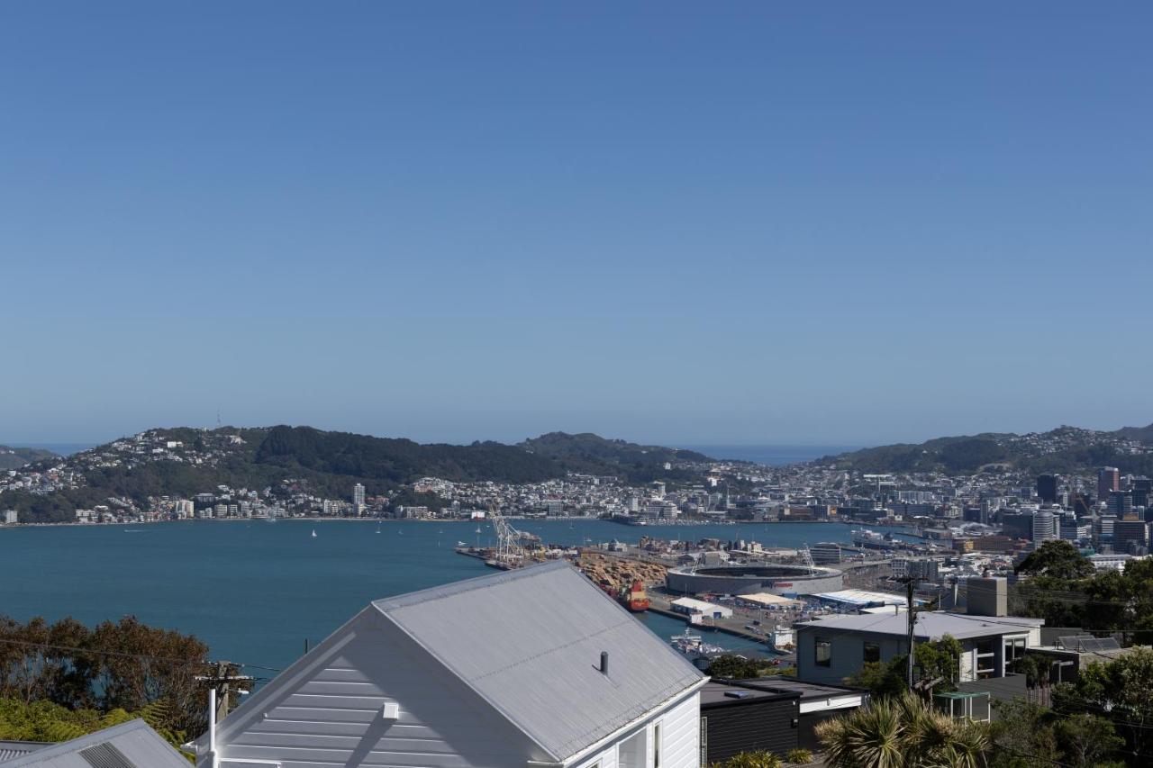 Khandallah Harbour View Bnb Wellington Extérieur photo