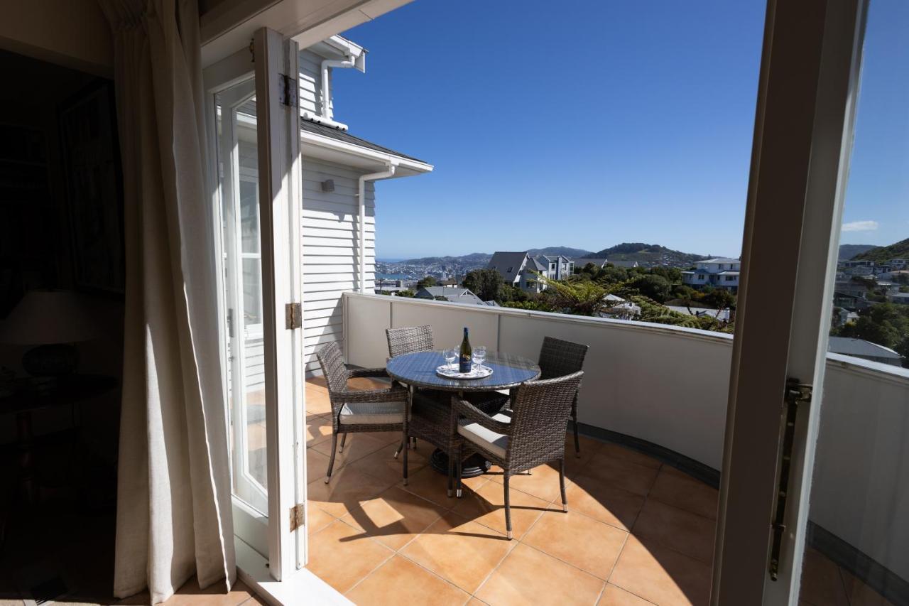 Khandallah Harbour View Bnb Wellington Extérieur photo